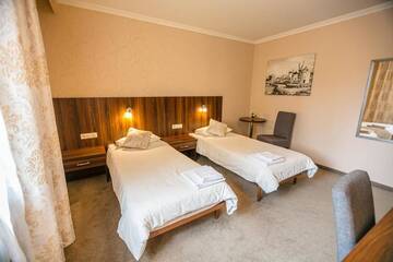 Фото номера Классический двухместный номер с 1 кроватью Отель Hotel Onyx г. Губин 2